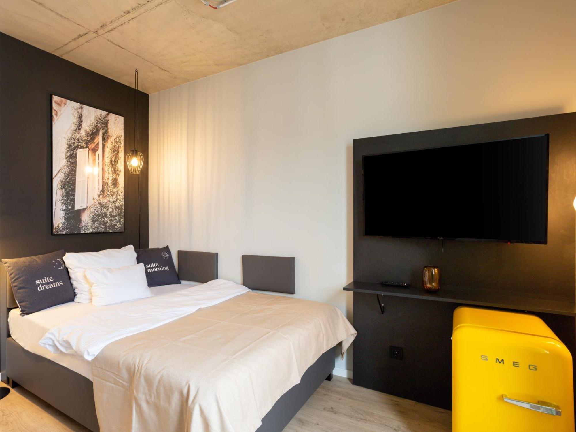 Limehome Duesseldorf Stresemannstrasse - Digital Access Номер фото