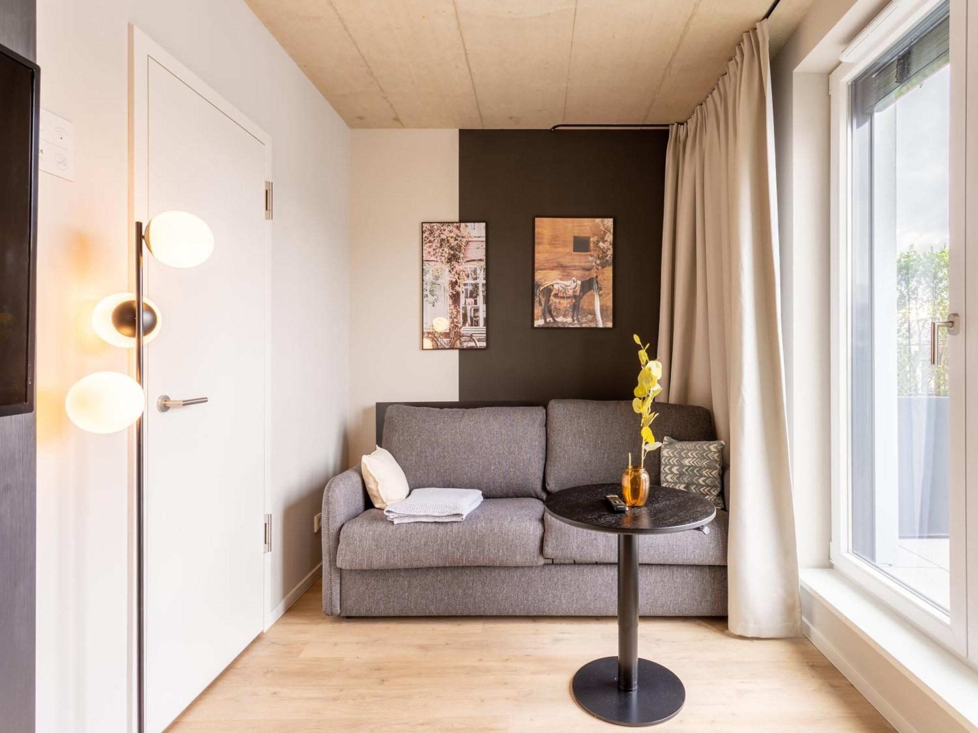 Limehome Duesseldorf Stresemannstrasse - Digital Access Номер фото